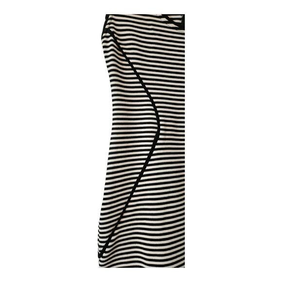 Express Womens Size 0 Striped Black White Cap Sleeves Full Back Zip Closure - Picture 4 of 6